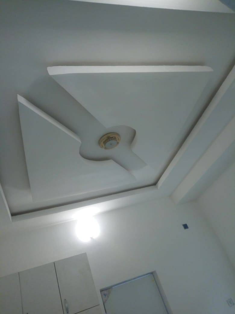 3 bedroom Block of Flats